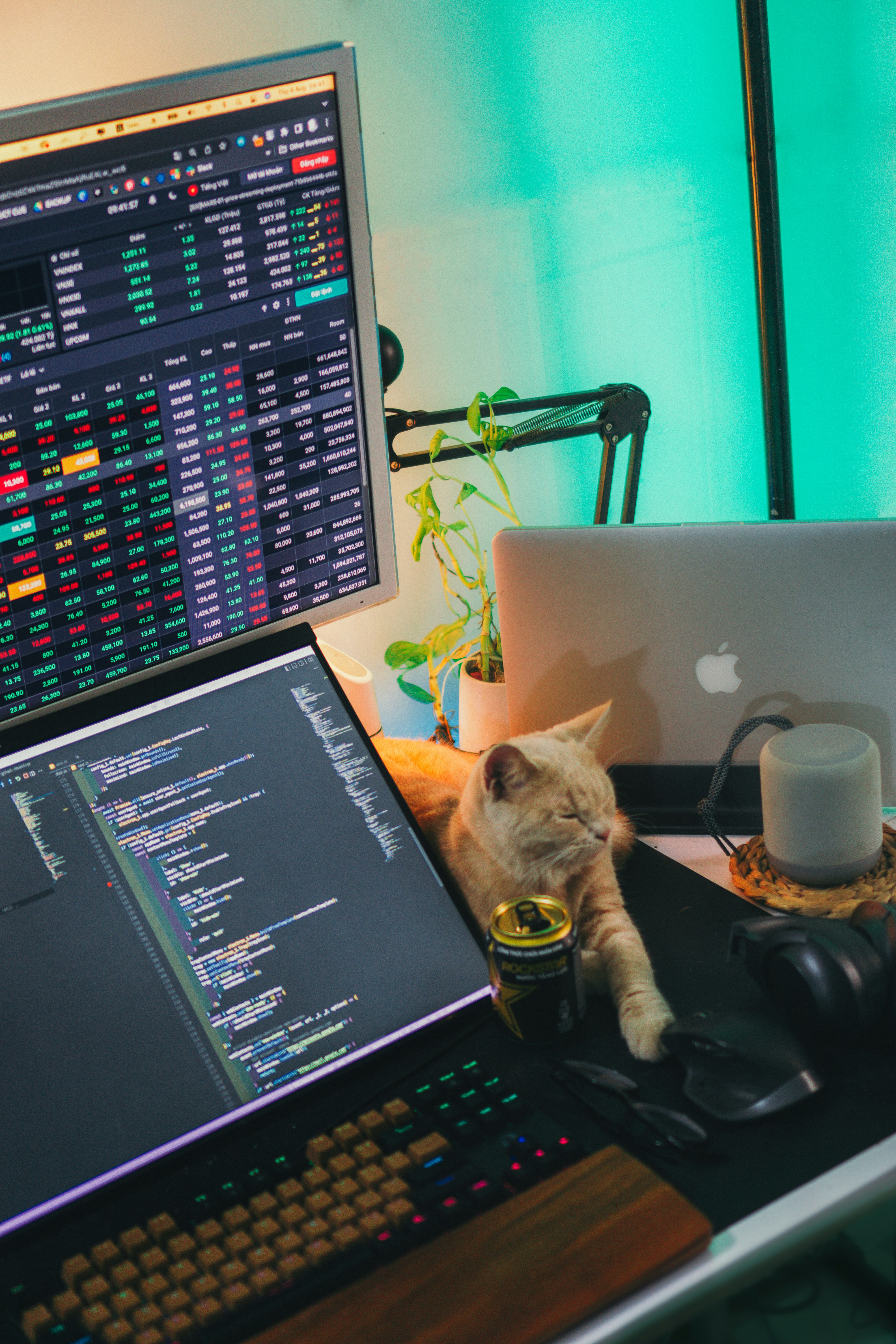 Crypto Trading Desk
